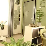 Panos Modern *